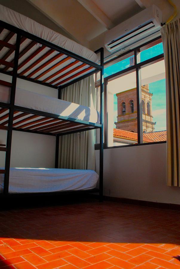 Nomad Hostel Santa Cruz de La Sierra Exterior foto